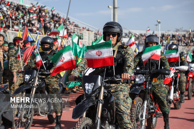رزمایش جان‌فدایان ایران امام رضایی در اراک