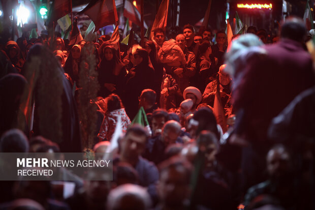 اجتماع امام‌رضایی‌ها در رواق کشوردوست