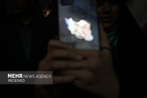 اجتماع امام‌رضایی‌ها در رواق کشوردوست