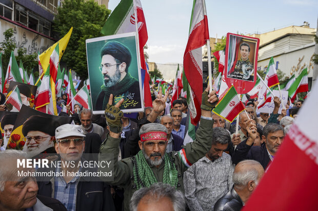 راهپیمایی جان‌فدایان ایران در شیراز