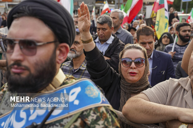 راهپیمایی جان‌فدایان ایران در شیراز