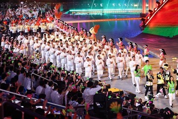 حضور معنادار کاروان ایران در مراسم اختتامیه/ادای دوباره احترام به مردم