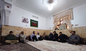 دیدار جانشین سپاه امام سجاد با خانواده شهید دانش آموز چملی نژاد