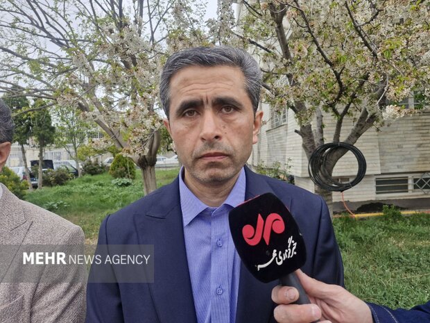 انشعابات غیرمجاز برق در اردبیل جمع آوری می شود
