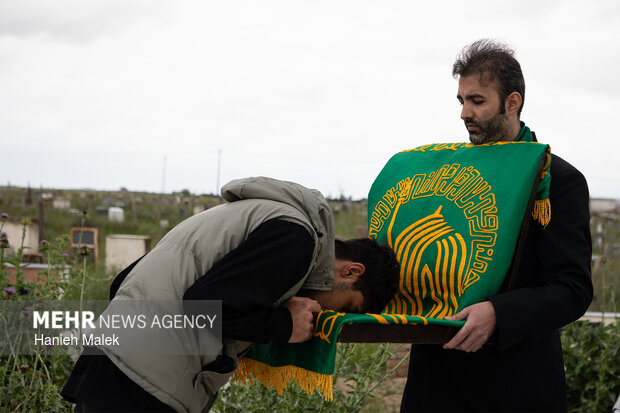 کاروان زیر سایه خورشید در گلستان