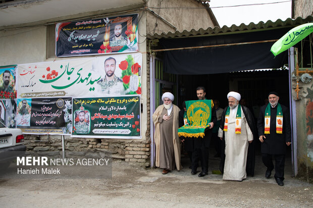 کاروان زیر سایه خورشید در گلستان