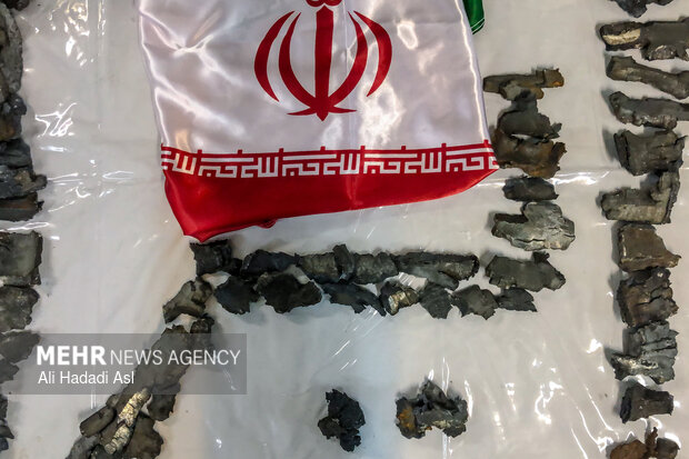 بازدید وزیر بهداشت از خط تولید دارو