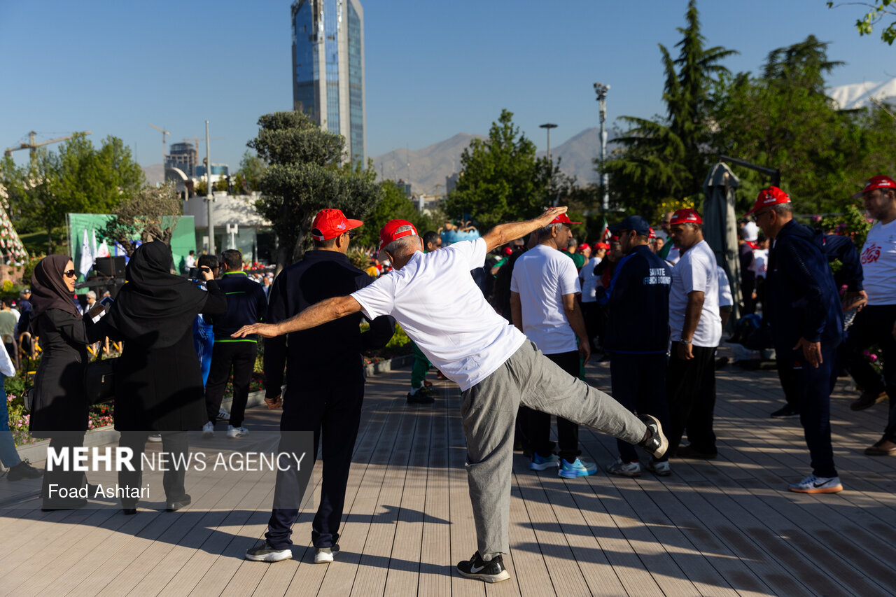 تحقیقات نشان میدهد که تنها ۵ دقیقه تمرین ورزشی میتواند به افزایش بهبود حالت روحی کمک کند – خبرگزاری مهر | تازههای ایران و جهان تحقیقات نشان میدهد که تنها ۵ دقیقه تمرین ورزشی میتواند به افزایش بهبود حالت روحی کمک کند – خبرگزاری مهر | تازههای ایران و جهان