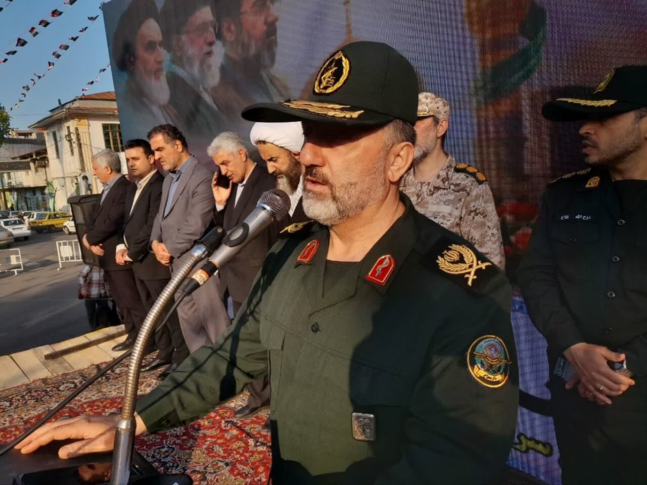 سردار بایرامی: اقشار مختلف با هر سلیقهای در عشق به ایران متحد شدهاند سردار بایرامی: اقشار مختلف با هر سلیقهای در عشق به ایران متحد شدهاند