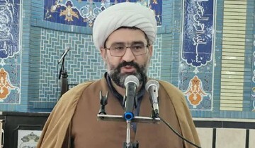 امام جمعه پلدشت: جامعه کارگری بازوی اجرای اقتصاد مقاومتی است