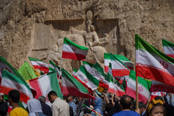گردهمایی تمدنی مردم فارس در بیعت با رهبر معظم انقلاب