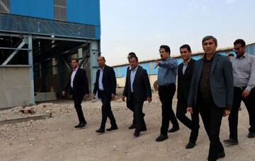 معاون استاندار بوشهر: موانع و مشکلات واحدهای تولیدی رفع شود