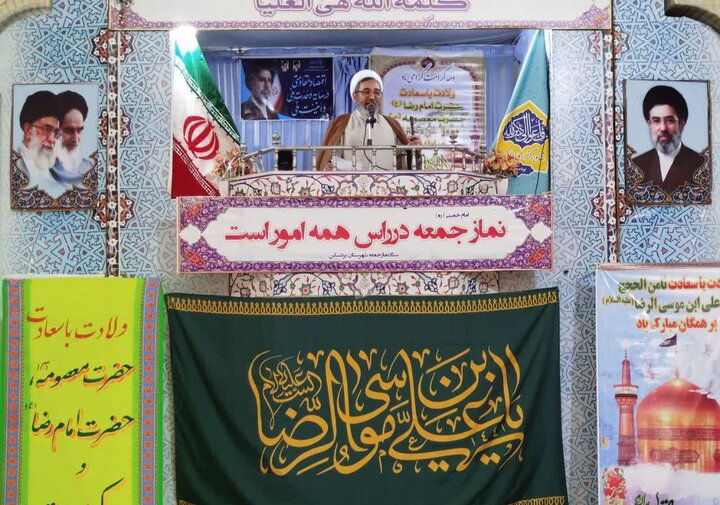 پرداخت به‌موقع مزد کارگر وظیفه کارفرمایان و مسئولان است