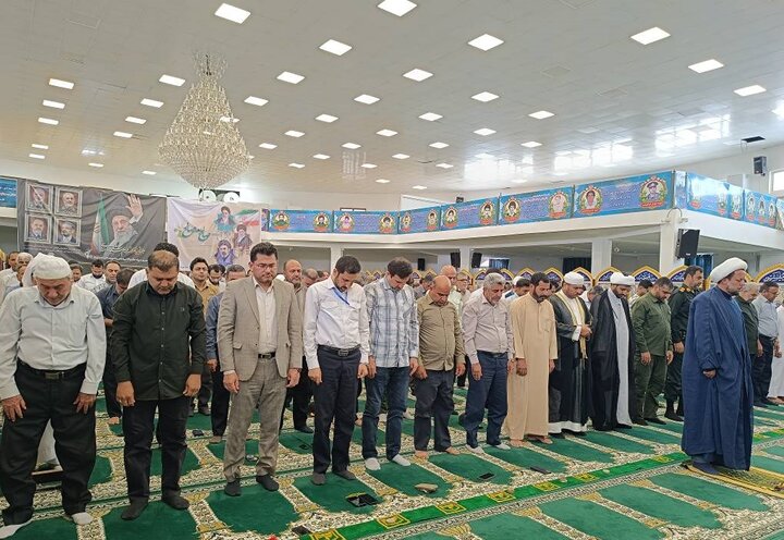 وحدت در عسلویه؛ امام جمعه اهل سنت نماز جمعه را با شیعیان اقامه کرد