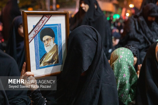 مراسم مناجات و توسل به امام زمان (عج) در سوگ رهبر شهید انقلاب