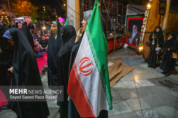 مراسم مناجات و توسل به امام زمان (عج) در سوگ رهبر شهید انقلاب