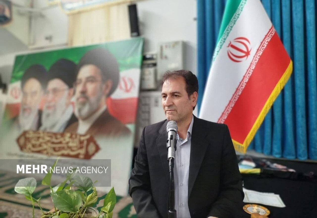 کرمی: تعطیلی مدارس به معنای توقف تعلیم و تربیت نیست  