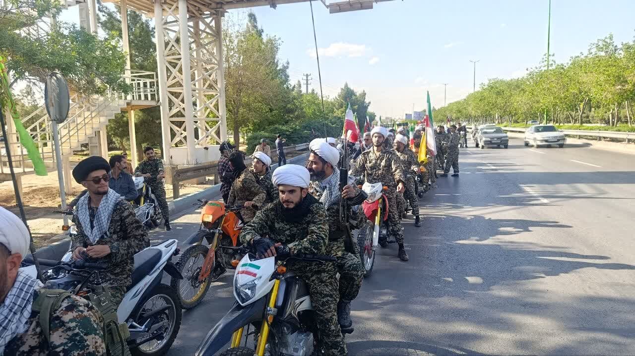 رزمایش خودرویی و موتوری طلاب و روحانیون جان‌فدای اصفهان