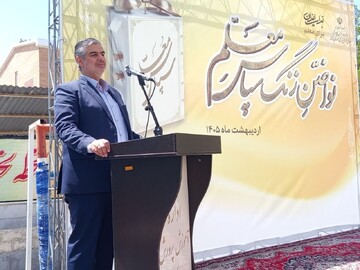 نقش معلمان در تربیت نسل آینده و حفظ هویت ملی کلیدی است