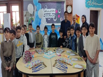 برگزاری ویژه برنامه گرامیداشت روز معلم در کانون پرورش فکری کردستان