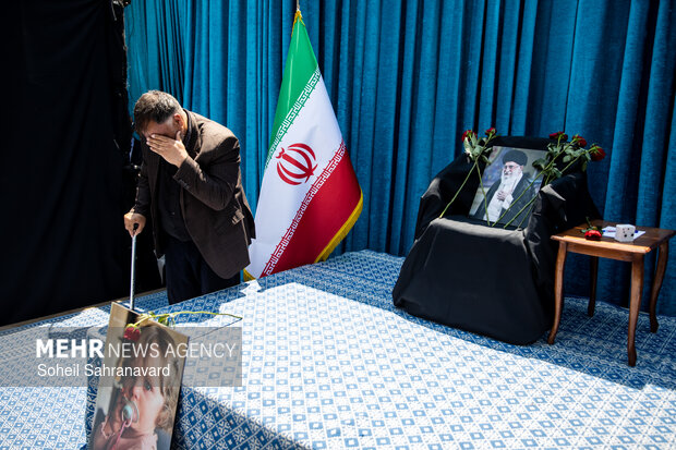 Gathering of teachers loving Iran held in Tehran
