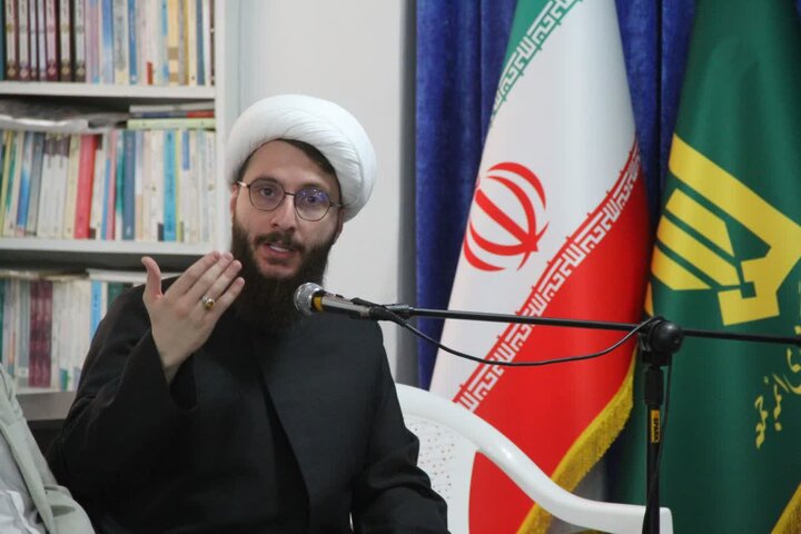 حاجتی: خروج فعالیت‌ های فرهنگی از مسجد ریشه کاهش حضور مردم است