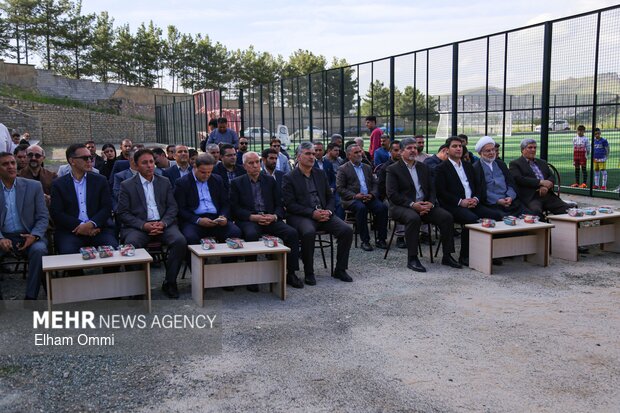 افتتاح بزرگ‌ترین چمن مصنوعی دانش‌آموزی کشور در سنندج