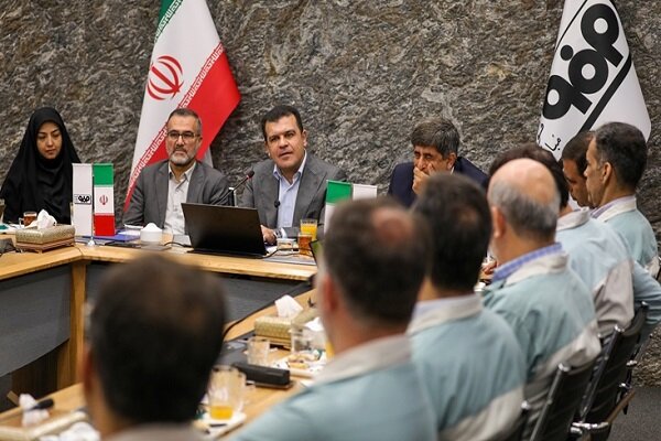 آمادگی معاونت علمی برای نوسازی و ارتقای فناوری «فولاد مبارکه اصفهان»
