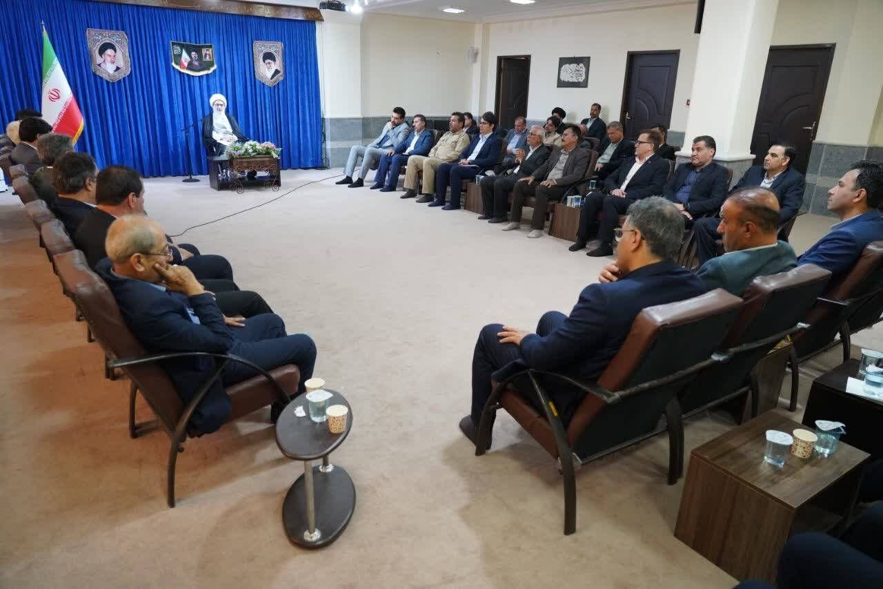 پروانه: ۴.۴ همت اعتبار کالابرگ الکترونیک در استان بوشهر توزیع شد