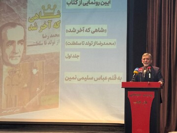 صفار هرندی: جریان معارض انقلاب، به «تحریف تاریخ» روی آورده است