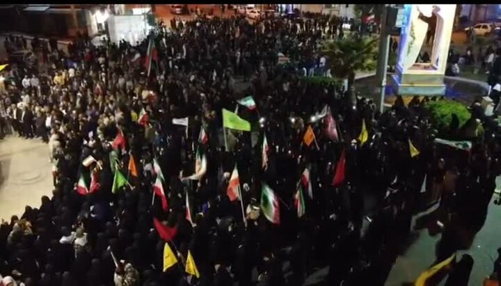 خرم‌آبادی‌ها: «ایرانی مقاوم و دلیره، آمریکا برابرش حقیره»