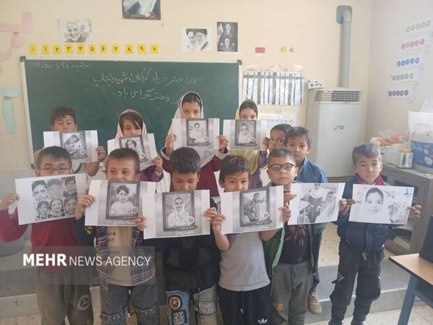 عشق به وطن در کلاس روستای شبلی؛ روایت معلمی با ۴ فرزند و ۱۶ دانشآموز