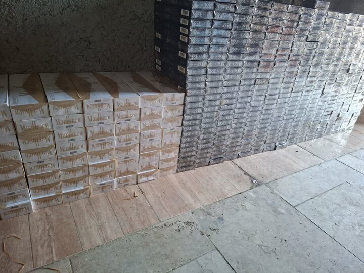 کشف ۹۸ هزار نخ سیگار قاچاق در قروه؛ ۲ متهم دستگیر شدند