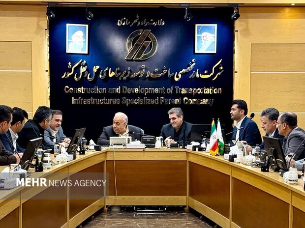 آزادراه«حرم تا حرم»گشایش می‌یابد؛ آرادان تا سرخه در آستانه بهره‌برداری