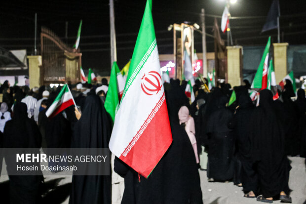 نمایش اتحاد و یکپارچگی مردم در خیابان‌های ملایر