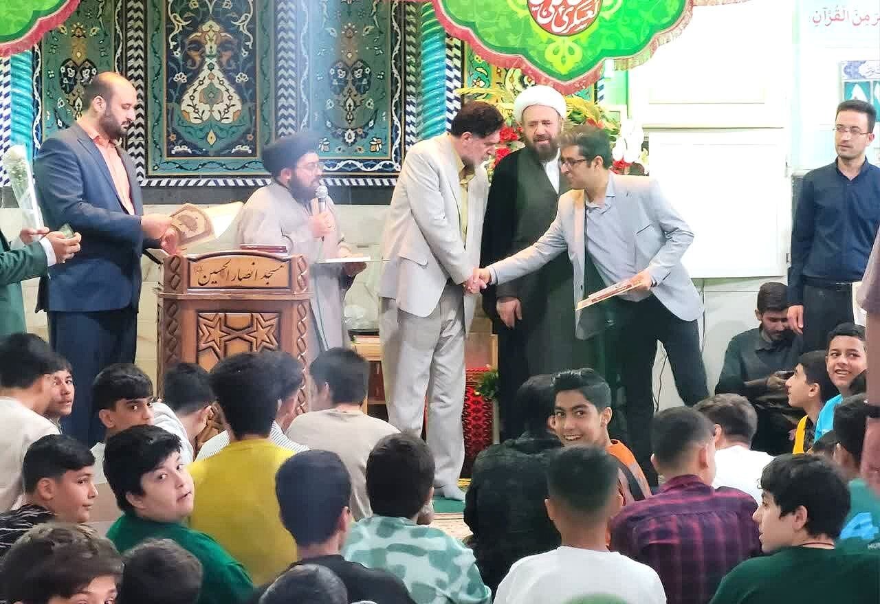 ۷۰ معلم جهادی در قم تجلیل شد