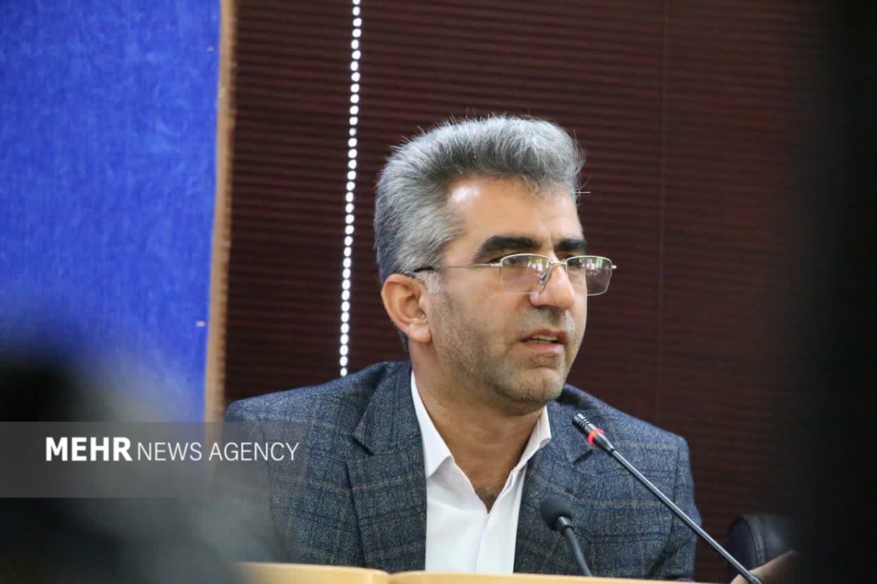 مدیرکل آموزش و پرورش سمنان: قدردانی از معلمان فصل‌بندی ندارد