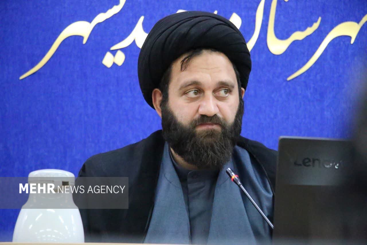 بازنشستگی در تعلیم‌وتربیت بی‌معناست؛ «معلم» نوری که هرگز غروب نمی‌کند