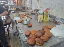 نصیری لاکه: یک نانوایی در منجیل به دلیل وضعیت بحرانی بهداشتی پلمب شد
