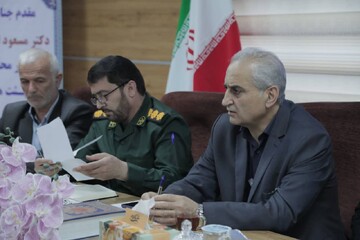 خدمت به خانواده معظم شهدا جزو وظایف مسئولان است