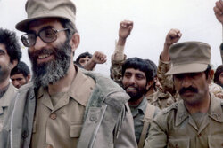 امامِ قائدِ شهید