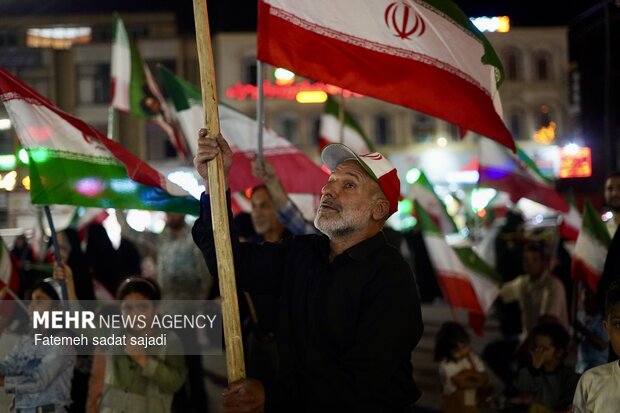 اجتماع بزرگ مردمی« کرمان پایتخت مقاومت »