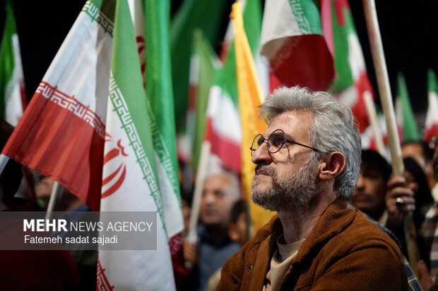 اجتماع بزرگ مردمی« کرمان پایتخت مقاومت »