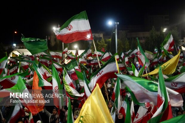 اجتماع بزرگ مردمی« کرمان پایتخت مقاومت »