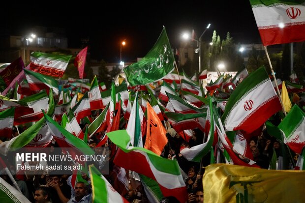 اجتماع بزرگ مردمی« کرمان پایتخت مقاومت »