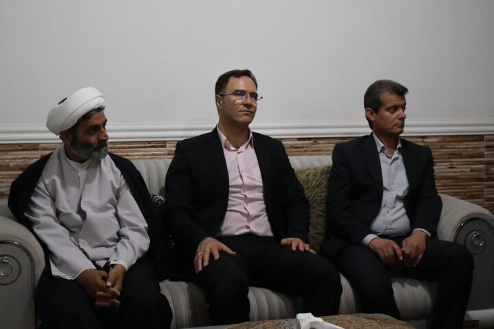 فرماندار تنگستان: شهدا هستی خود را برای امنیت و آرامش کشور تقدیم کردند