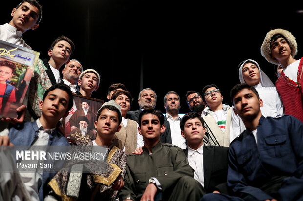 “National Teachers’ Day” marked in Tehran
