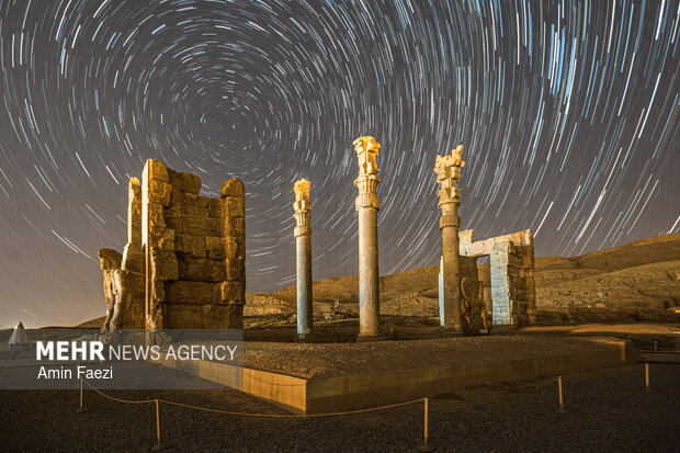 به مناسبت ۱۵ اردیبهشت، روز شیراز