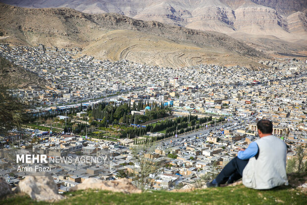 به مناسبت ۱۵ اردیبهشت، روز شیراز