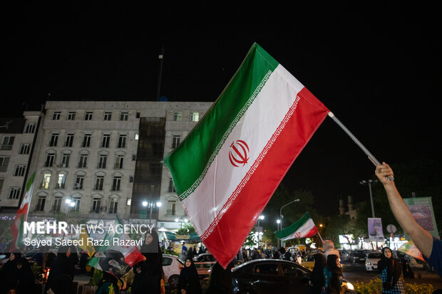 Iranian people denounce US-Israeli aggression, back Leader
